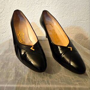 Salvatore Ferragmo Black Heeled Pumps 8 1/2